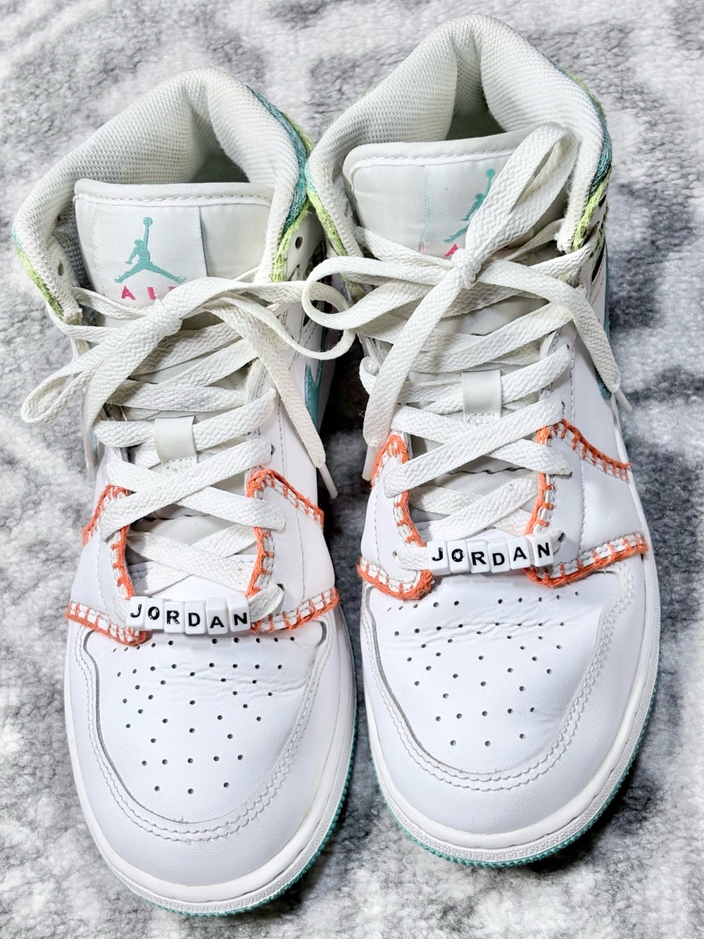 Air Jordan One Mid SE GS Multi Knit Girls Size 6.5